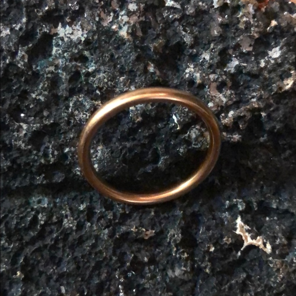 Benchmark 14K Gold Ladies Band